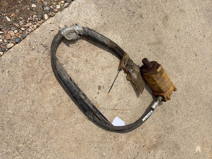 char-lynn-hydraulic-motor-image-1