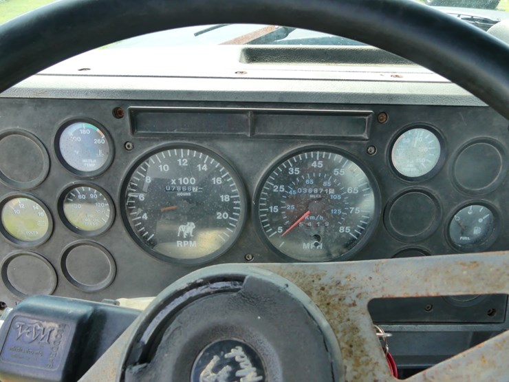 1997-mack-ch612-image-21