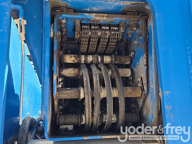 2019-genie-gth1256-image-37