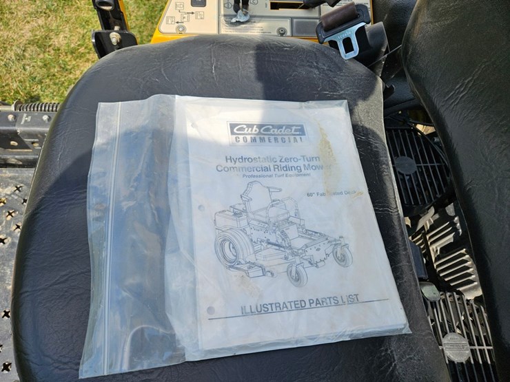 #6889-•-cub-cadet-"-the-tank"-zero-turn-mower-image-19