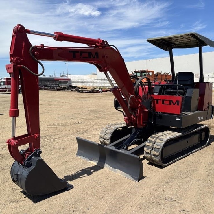TCM TB300 Hydraulic Excavator