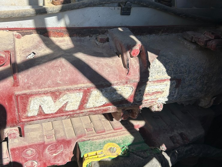 2012-mack-tender-truck-w/adams-rear-discharge-bed-auger-image-91