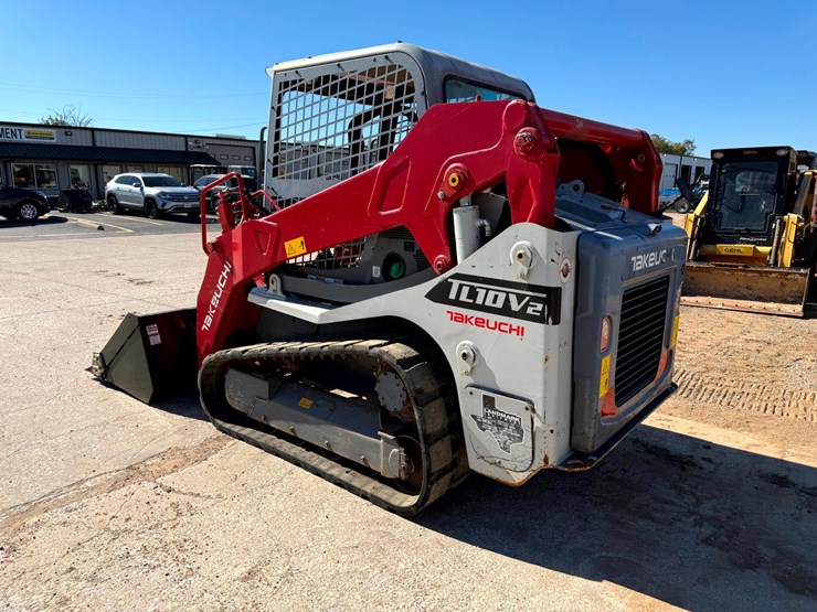 2021-takeuchi-tl10v2-image-2