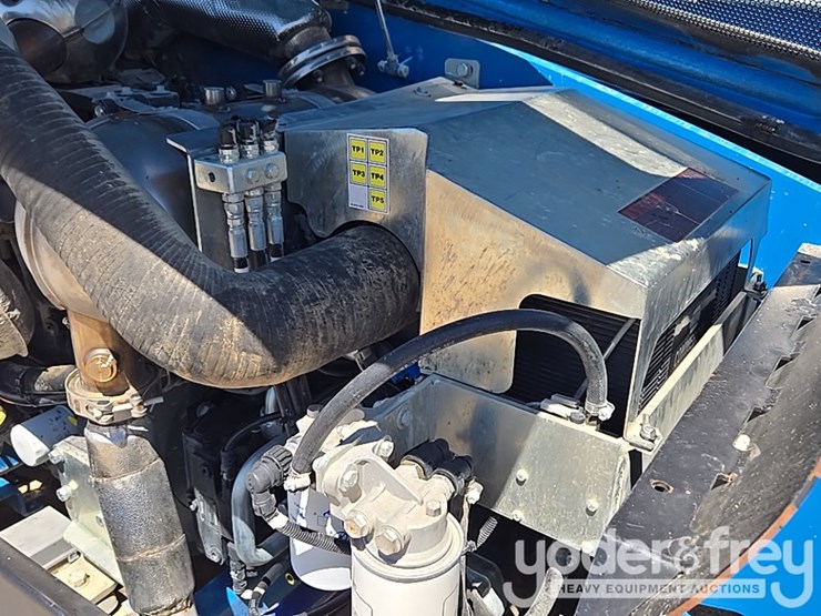 2019-genie-gth1256-image-46