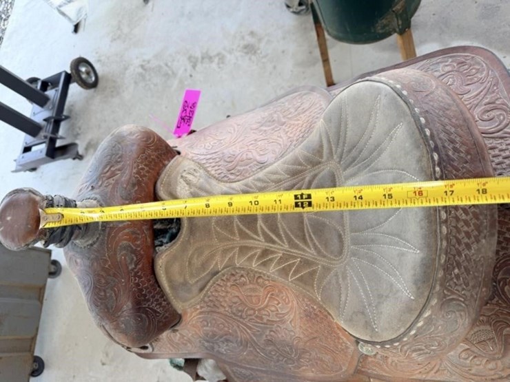 sl---saddle-&-stand-image-4