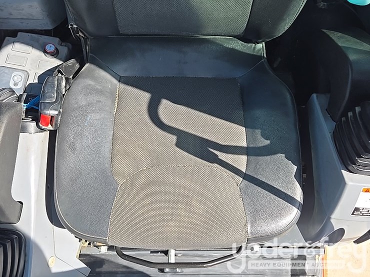2023-kubota-kx033-4-image-49
