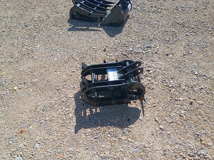 #26114-•-grapple-&-rake-mini-excavator-attachment-image-4