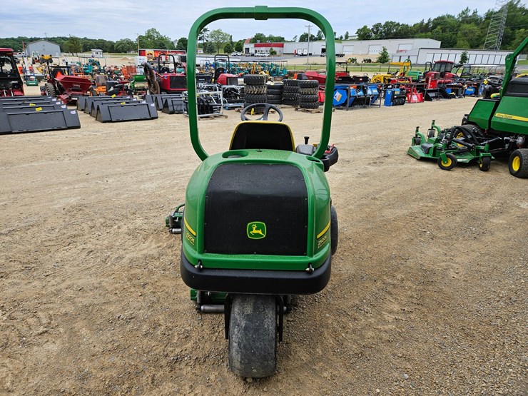 john-deere-2500e-image-4