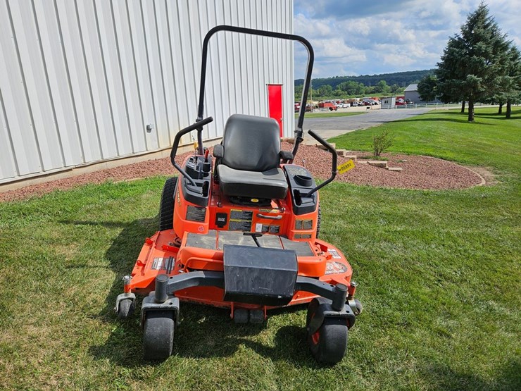 kubota-zd326s-image-8