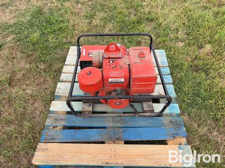 homelite-2750-watt-gas-generator-image-6
