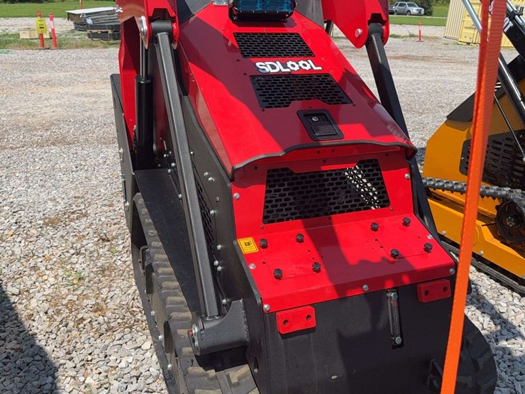 unused-sdl-skid-steer-loader-model-sl-1050k-image-5