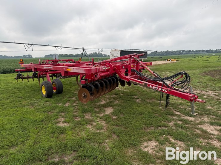 sunflower-4412-5-shank-disk-ripper-image-3