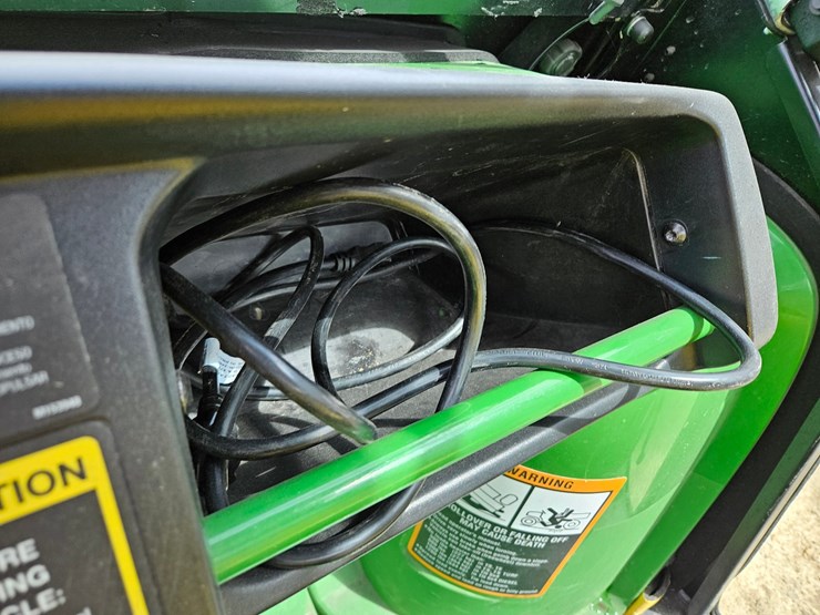 john-deere-te-4x2-image-25