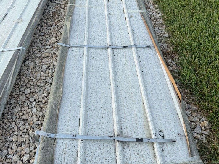 sklp-roofing-sheets-galvanized-steel-model-sk-xh50-stack-image-1