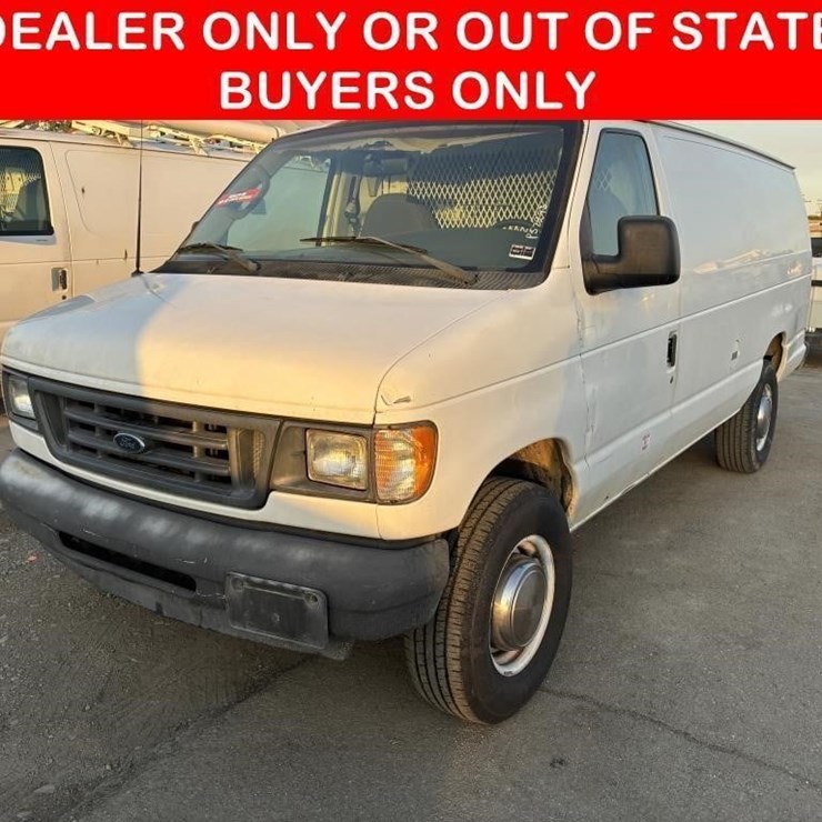 2003 FORD E350 SD