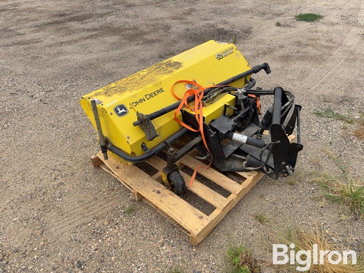 john-deere-52-image-7
