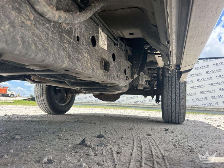 2017-ford-f150-image-12