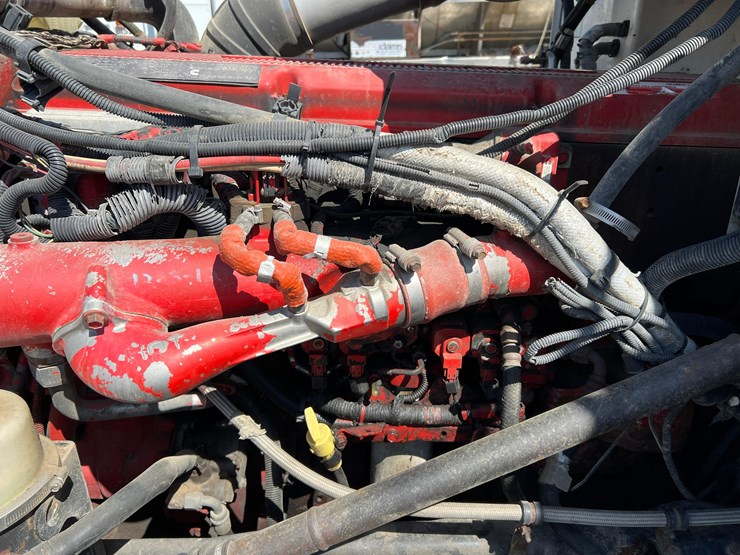 2011-peterbilt-386-image-67