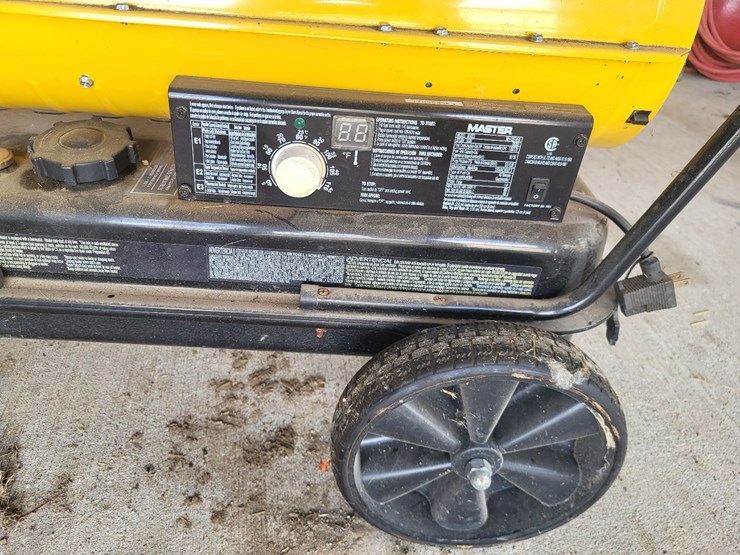 master-mh-135t-kfa-salamander-heater-image-11