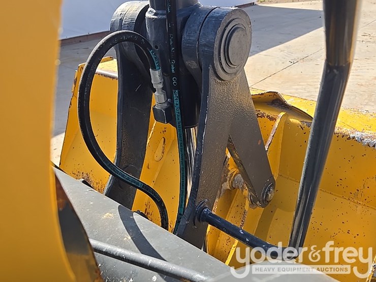 2019-deere-310sl-image-21