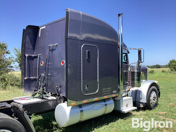 2006-peterbilt-379-image-13