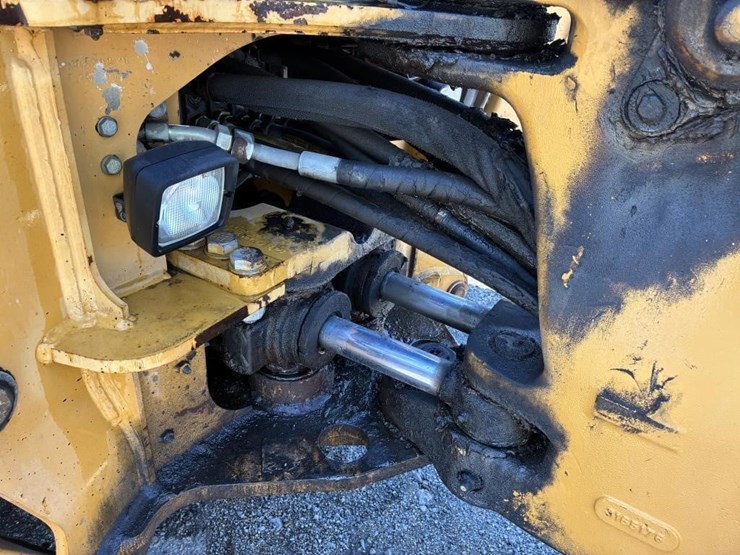 2008-caterpillar-430e-image-18