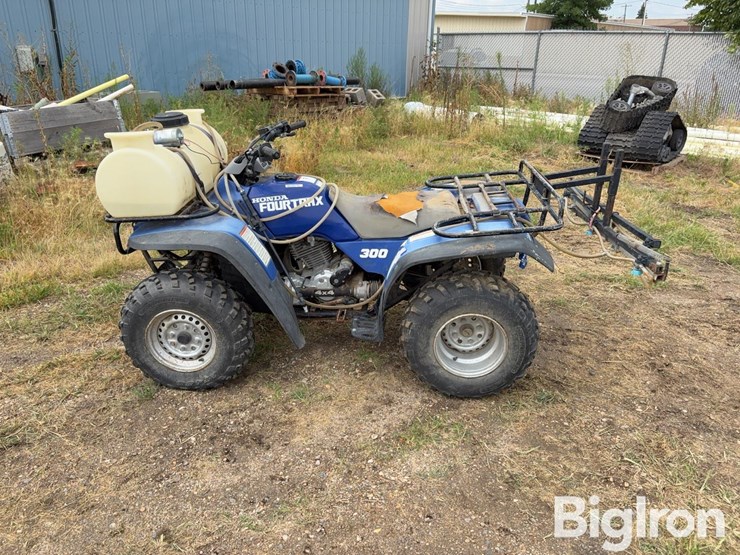 1990-honda-300-fourtrax-atv-w/sprayer-image-8