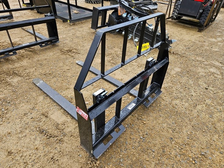 #223-•-kivel-48"-3500-lb-pallet-fork-image-3