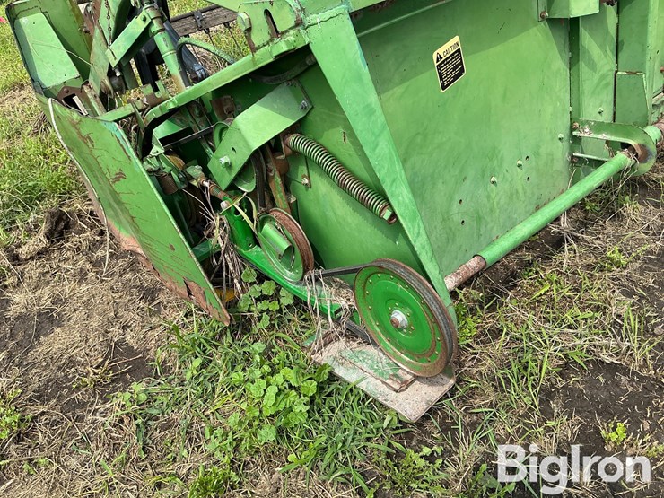 john-deere-216f-image-12