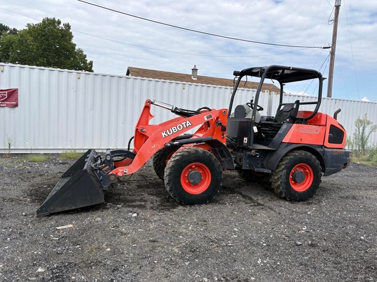 kubota-r530-image-1