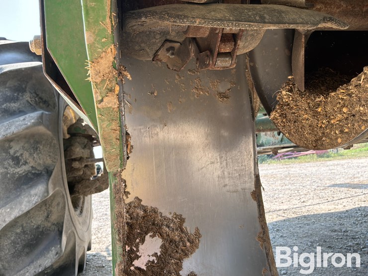 2010-john-deere-9770-sts-image-19