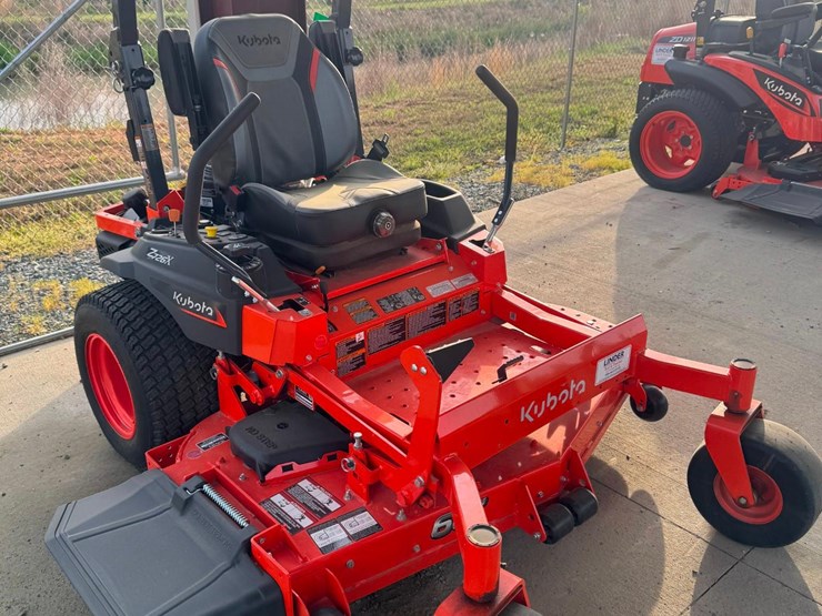 2024-kubota-z726x-image-3