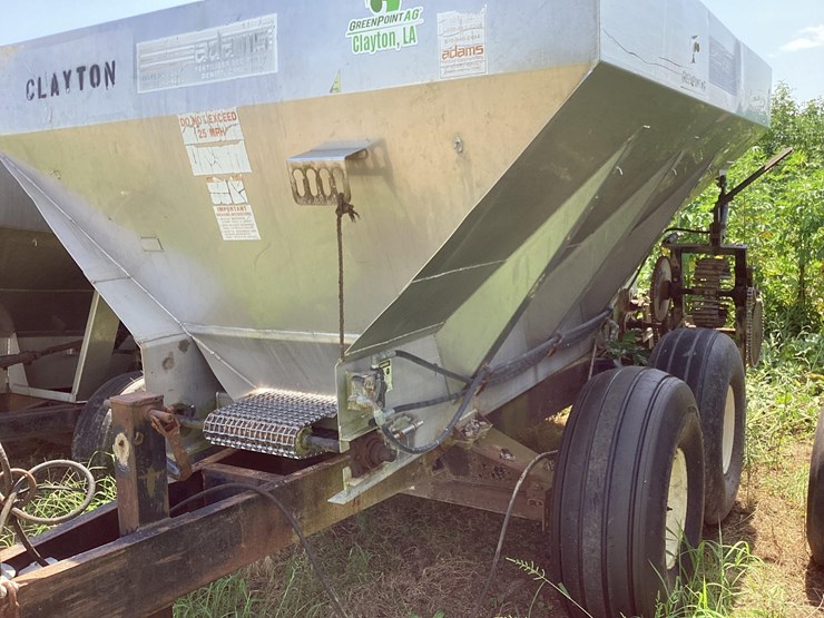 adams-8-ton-lime-spreader-image-1