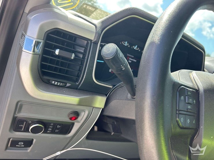 2021-ford-f150-image-15