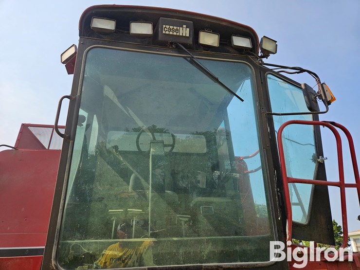 1988-case-ih-1660-image-16