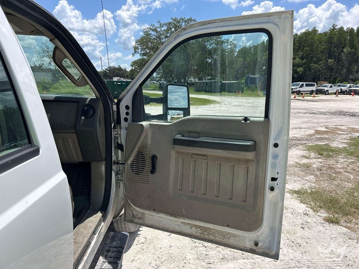 2008-ford-f350-image-19