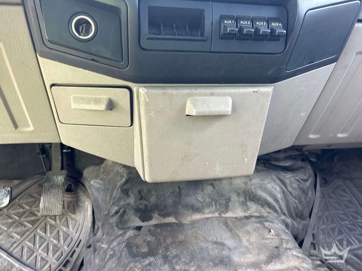 2008-ford-f350-image-21
