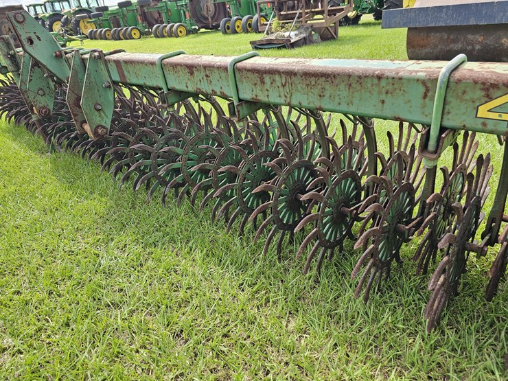john-deere-400-image-4