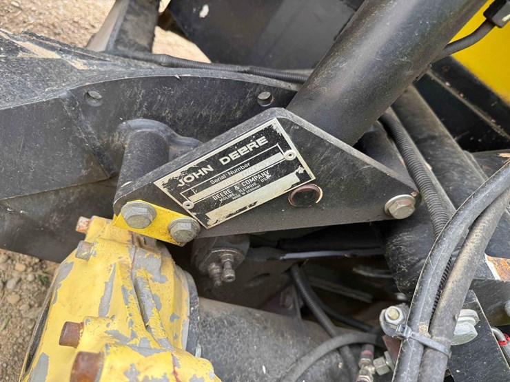 2005-john-deere-7400-image-52