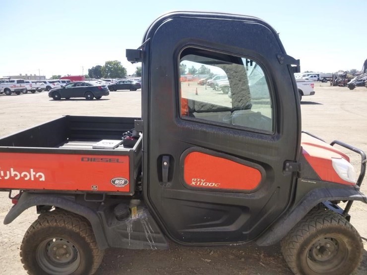 2023-kubota-rtv-x1100c-image-9