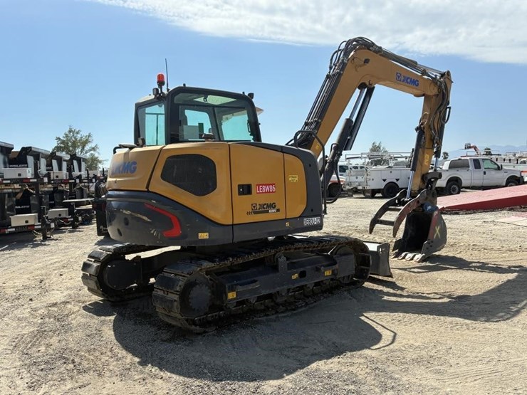 2022-xcmg-xe80u-image-3