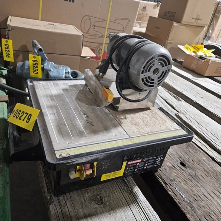 #215 • Tile Saw With Gear Reduction Motor