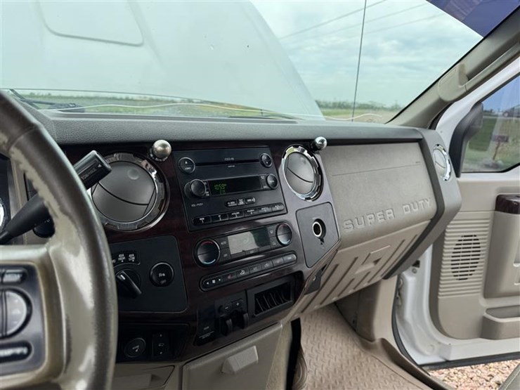 2008-ford-f250-lariat-image-16