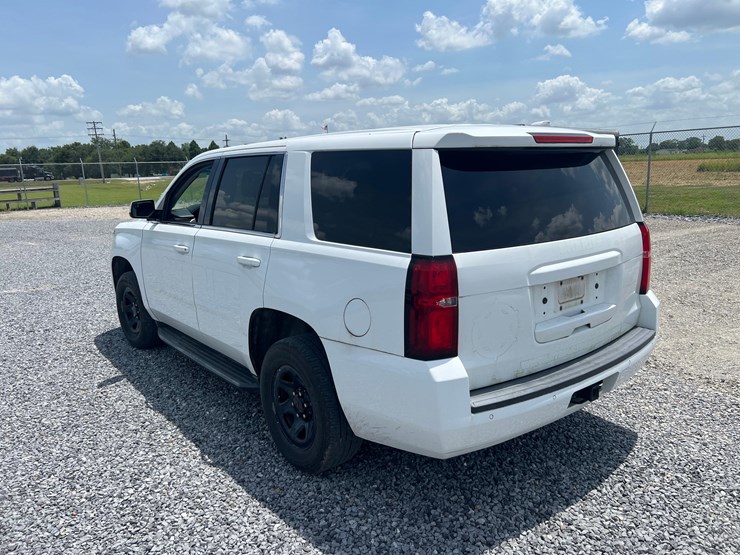 chevrolet-tahoe-image-12