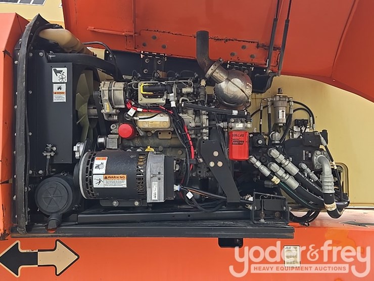 2016-jlg-800aj-image-38