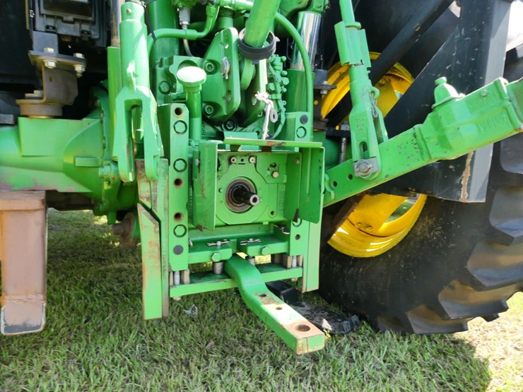 2015-john-deere-6115m-image-6