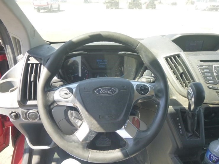 2016-ford-transit-image-10