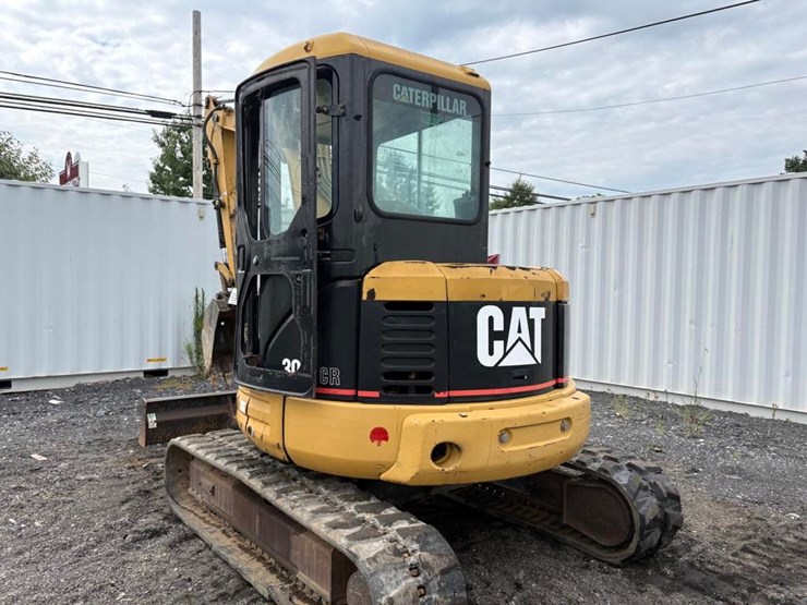 caterpillar-304cr-image-16