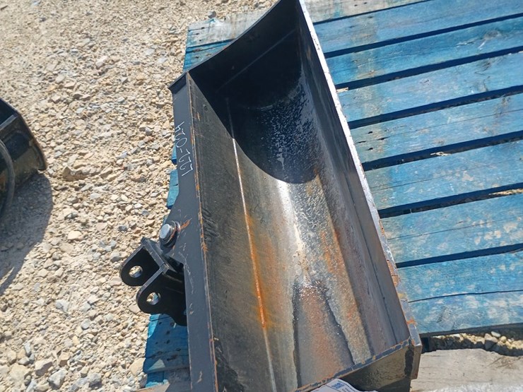 #26117-•-future-hydraulic-tilt-bucket-mini-excavator-attachment-image-5