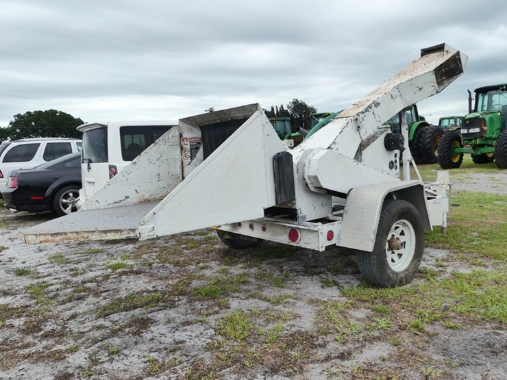 2010-altec-wood-chipper-image-11